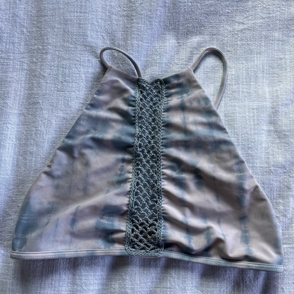 Acacia swimwear top M